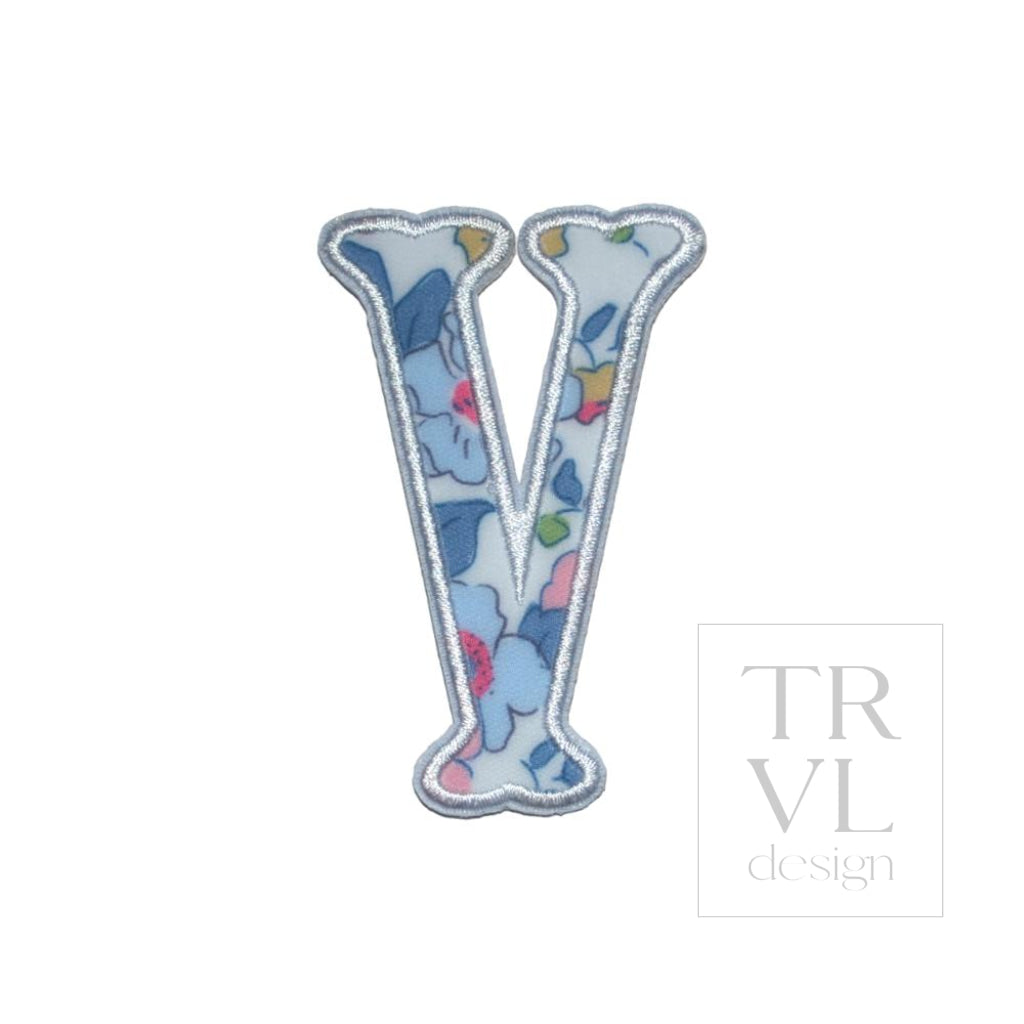 LETTER APPLIQUÉS - SMALL BRIDGEHAMPTON FLORAL *2 PC PRE-PACK* - Letter V - Decorative Stickers