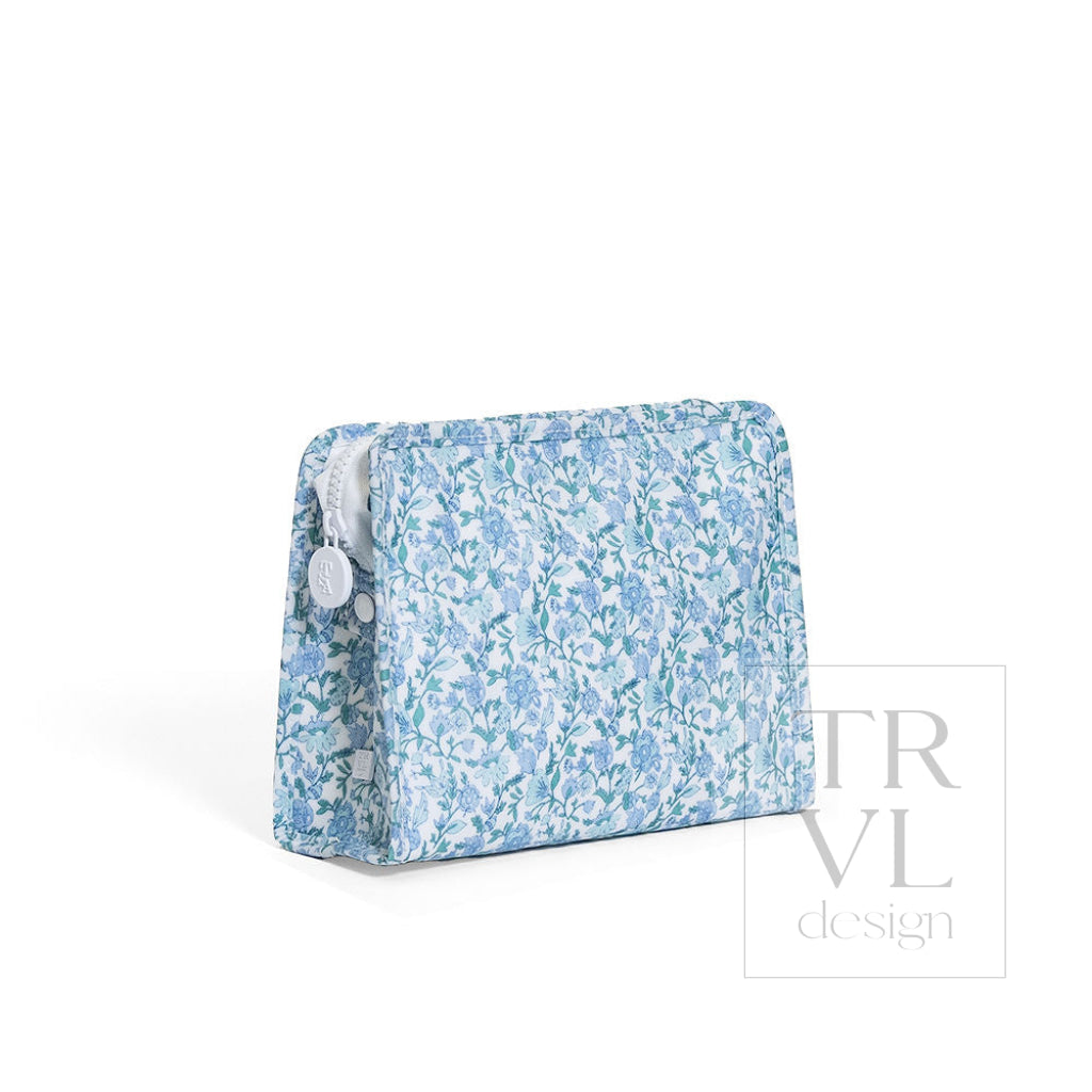 ROADIE MEDIUM Zip Pouch - HAMPTONS FLORAL - Travel Pouches