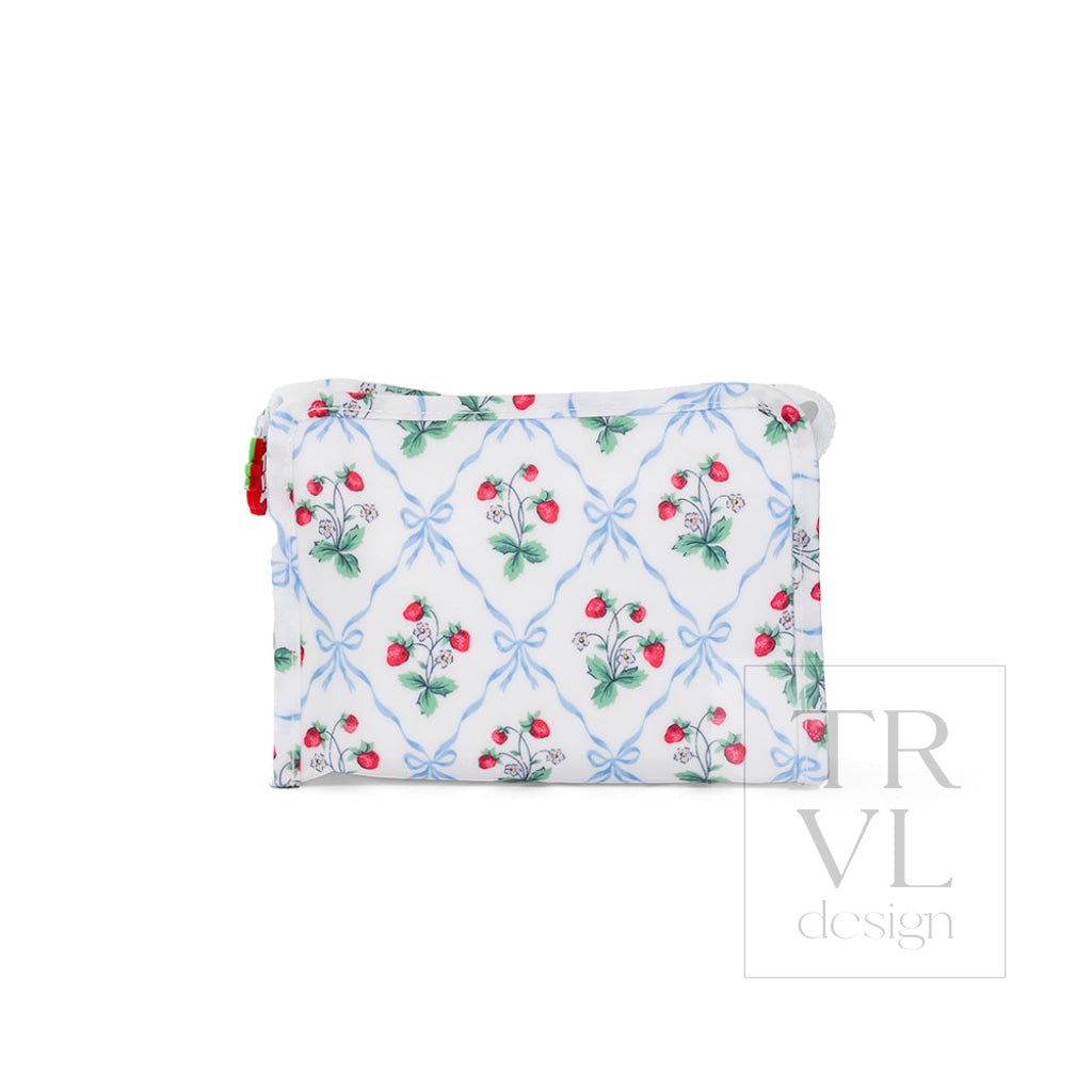 ROADIE SMALL Zip Pouch - BERRY NICE - Travel Pouches
