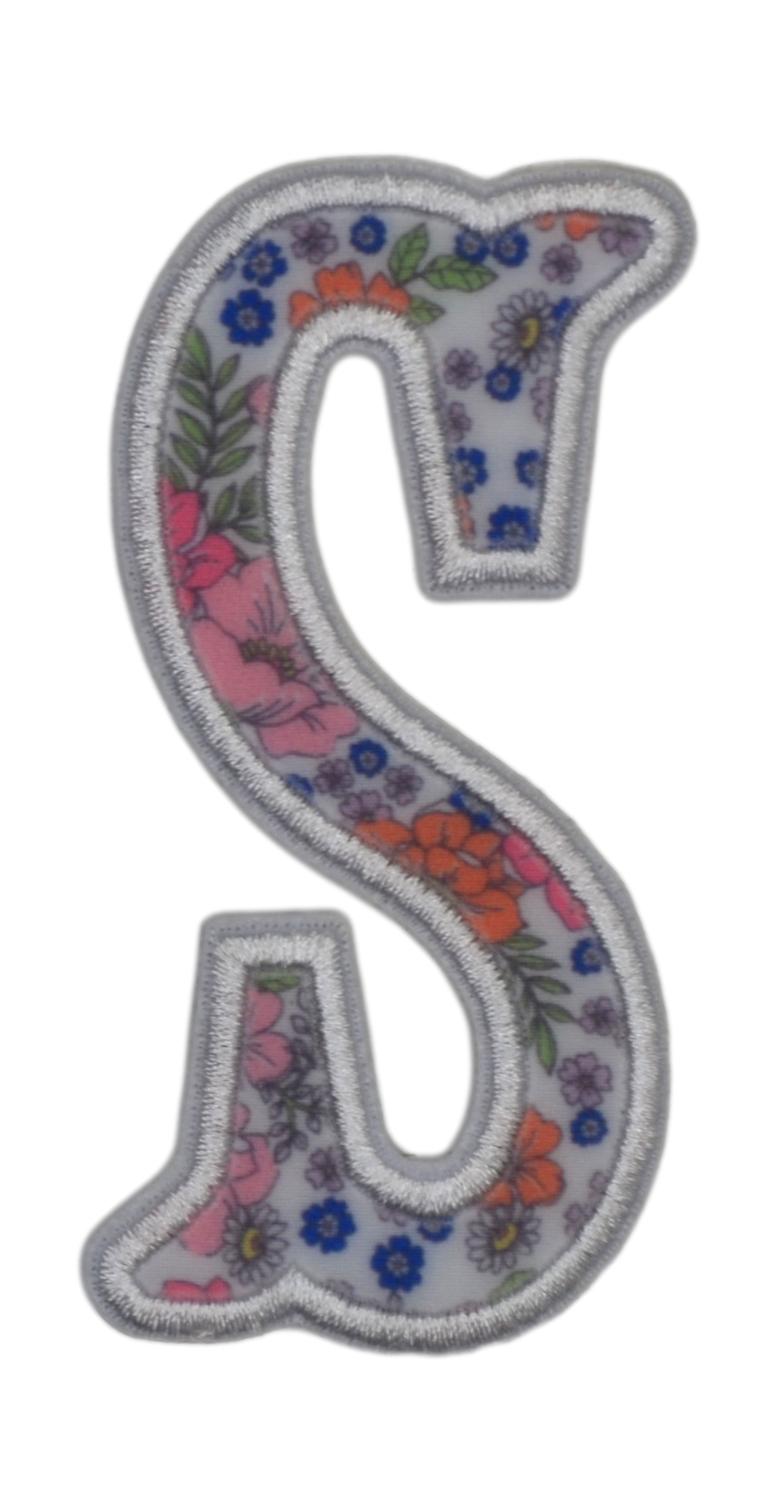 GARDEN FLORAL APPLIQUÉ LETTERS