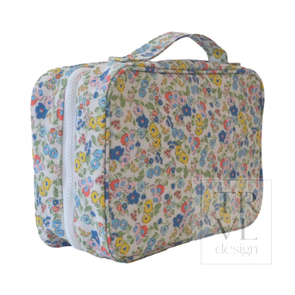 BUNDLE UP2 Hanging Toiletry Bag - POSIES