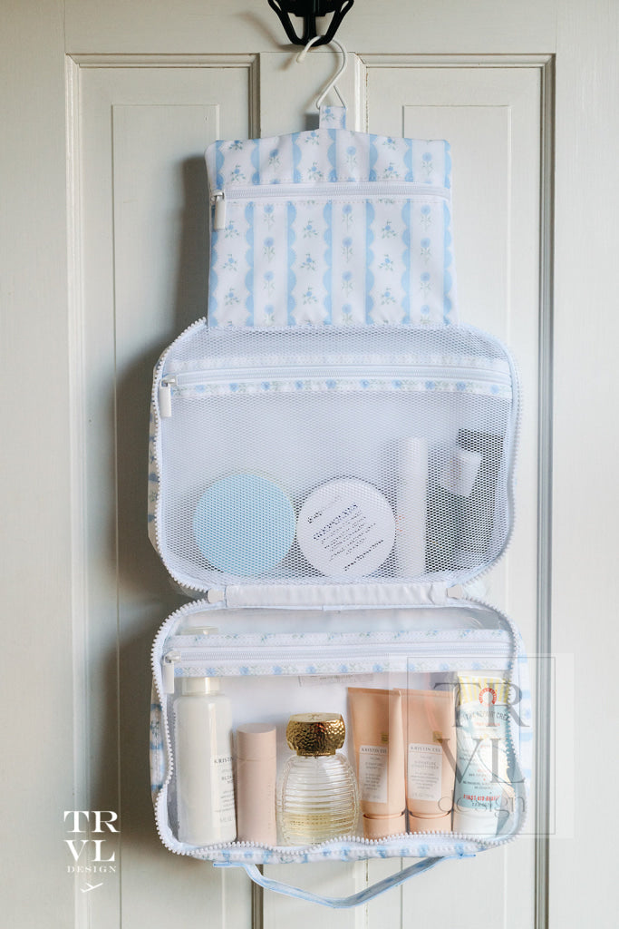 Bundle Up2 Hanging Toiletry Bag - Ribbon Floral Blue *New!